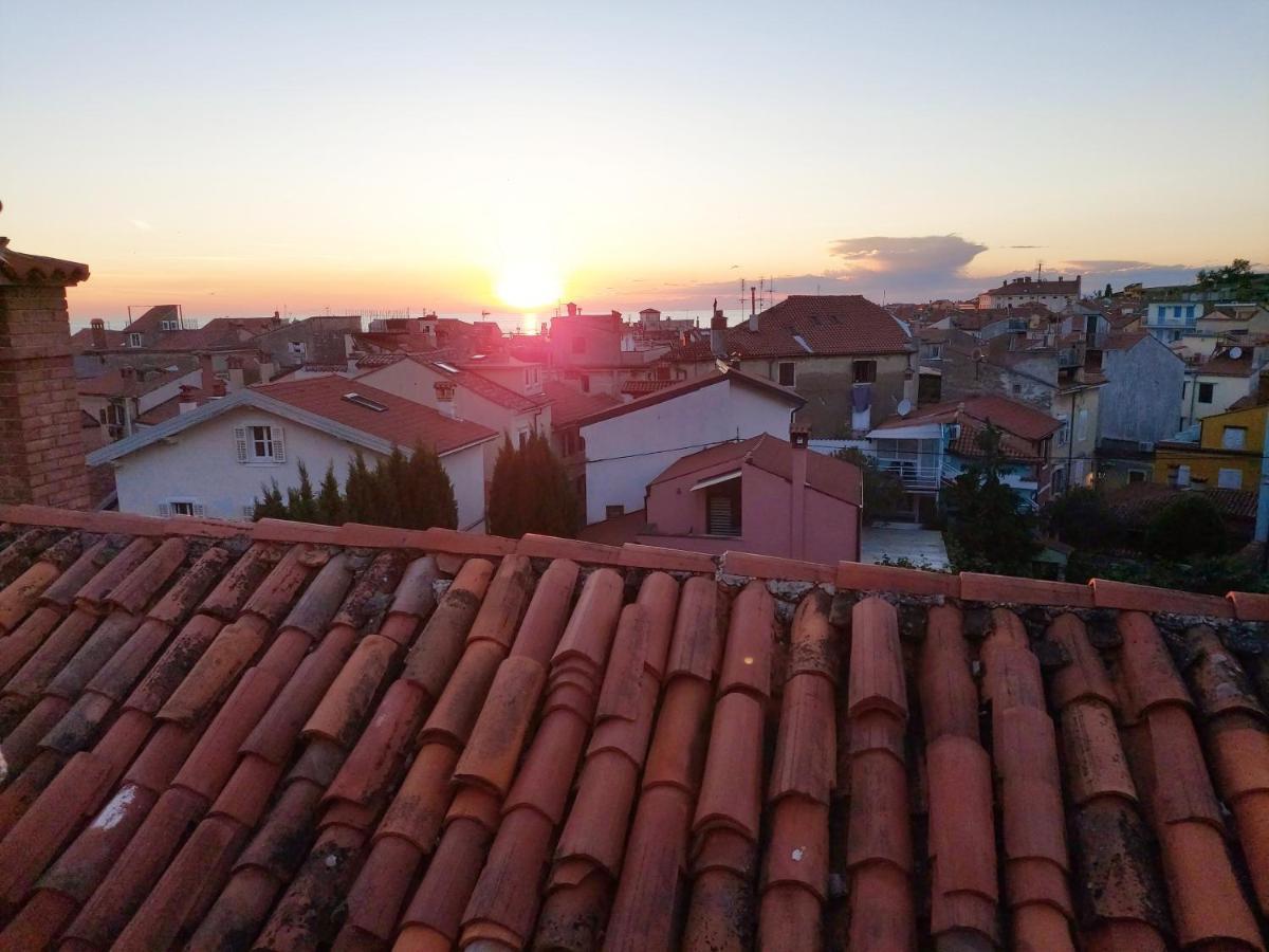 Kat-Y Terrace With Excellent View Appartamento Pirano Esterno foto